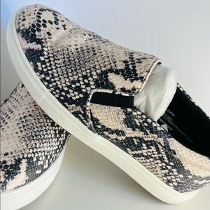 A New Day Women's Slip On Reese Gray Snake Print Sneakers Size 7